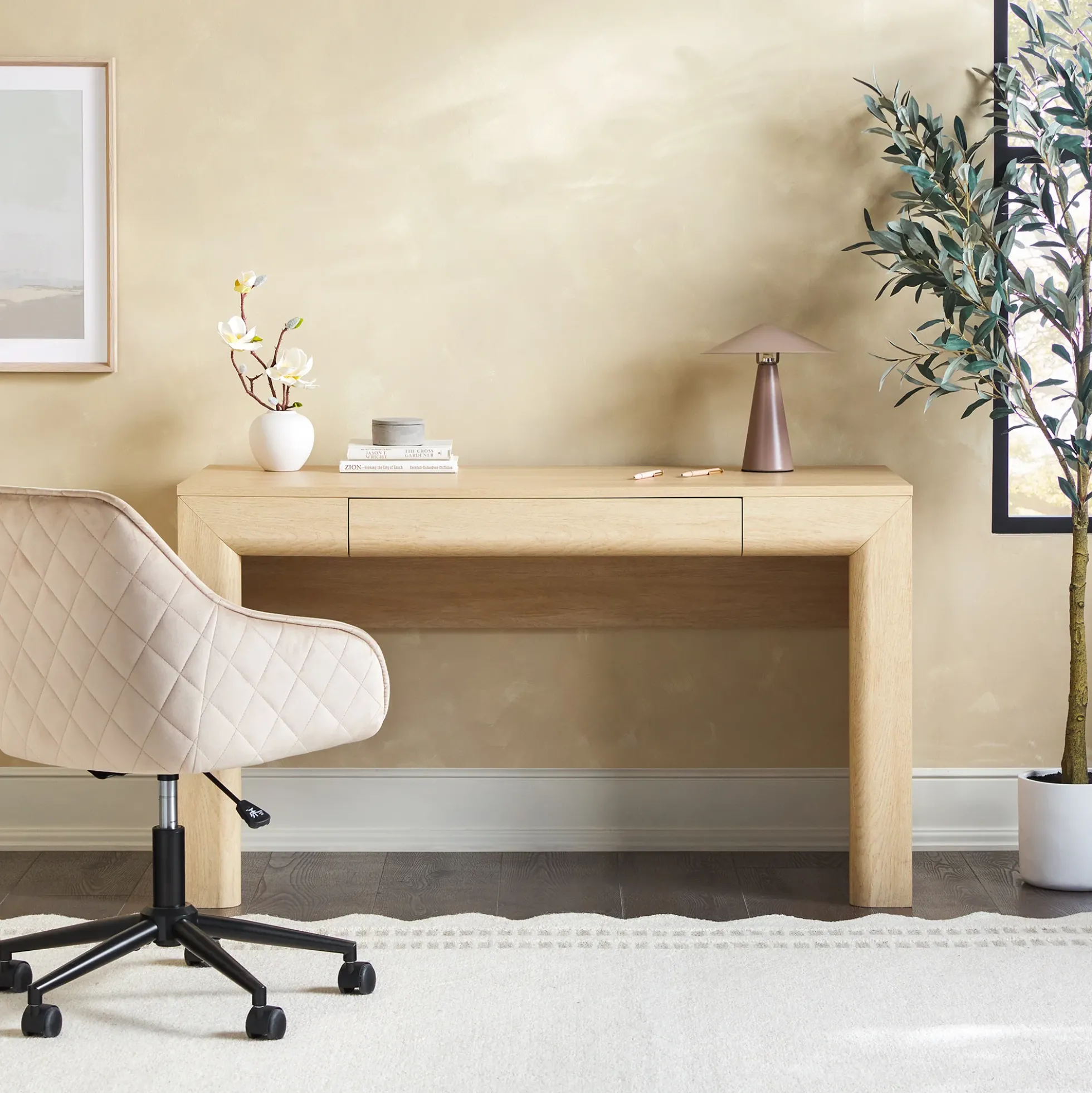 Amira Modern Curve Writing Desk