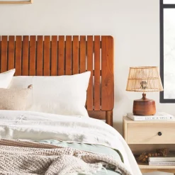 Cama Slatted Headboard Mid-Century Modern Solid Wood Bed