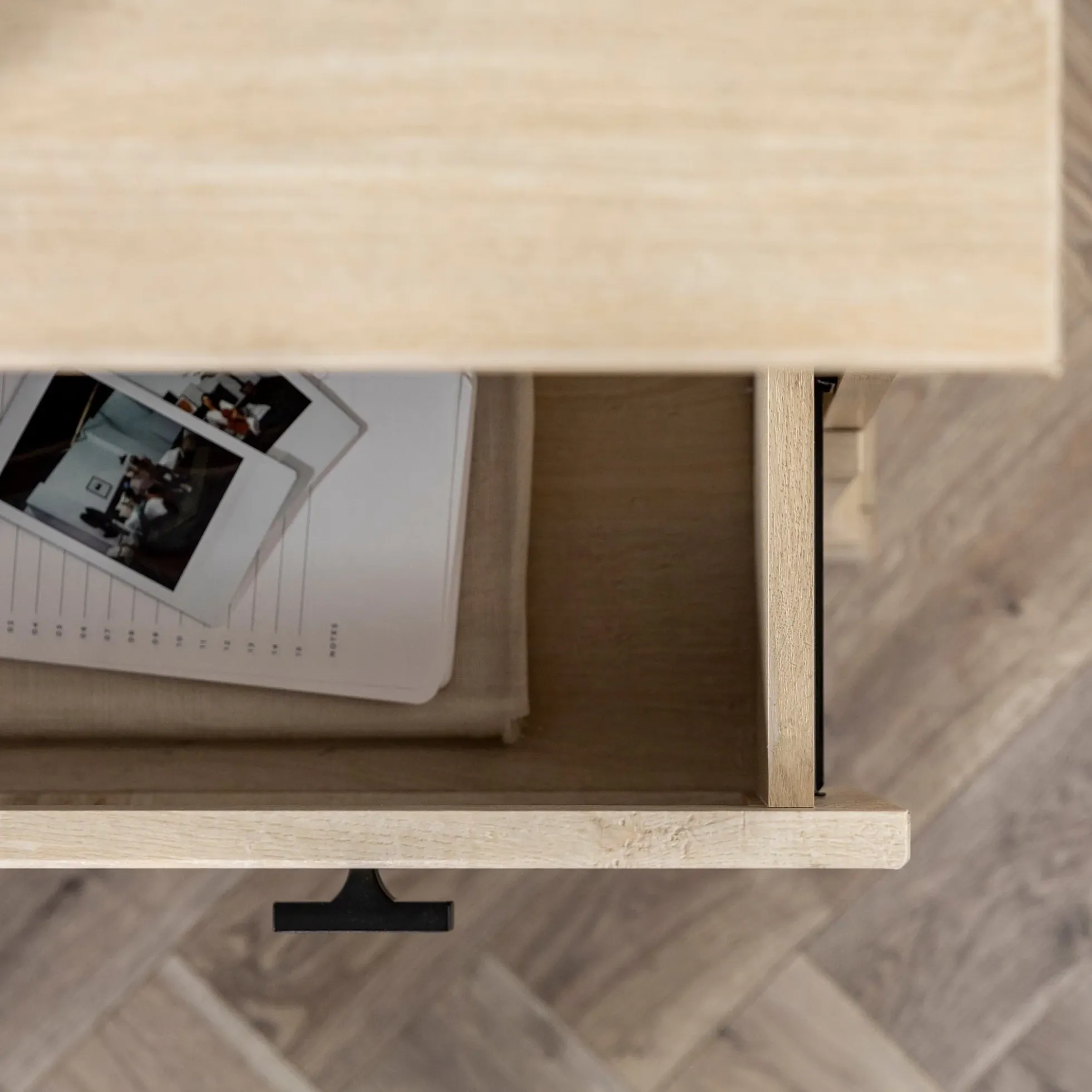 Clyde Classic 2-Drawer Nightstand / Side Table