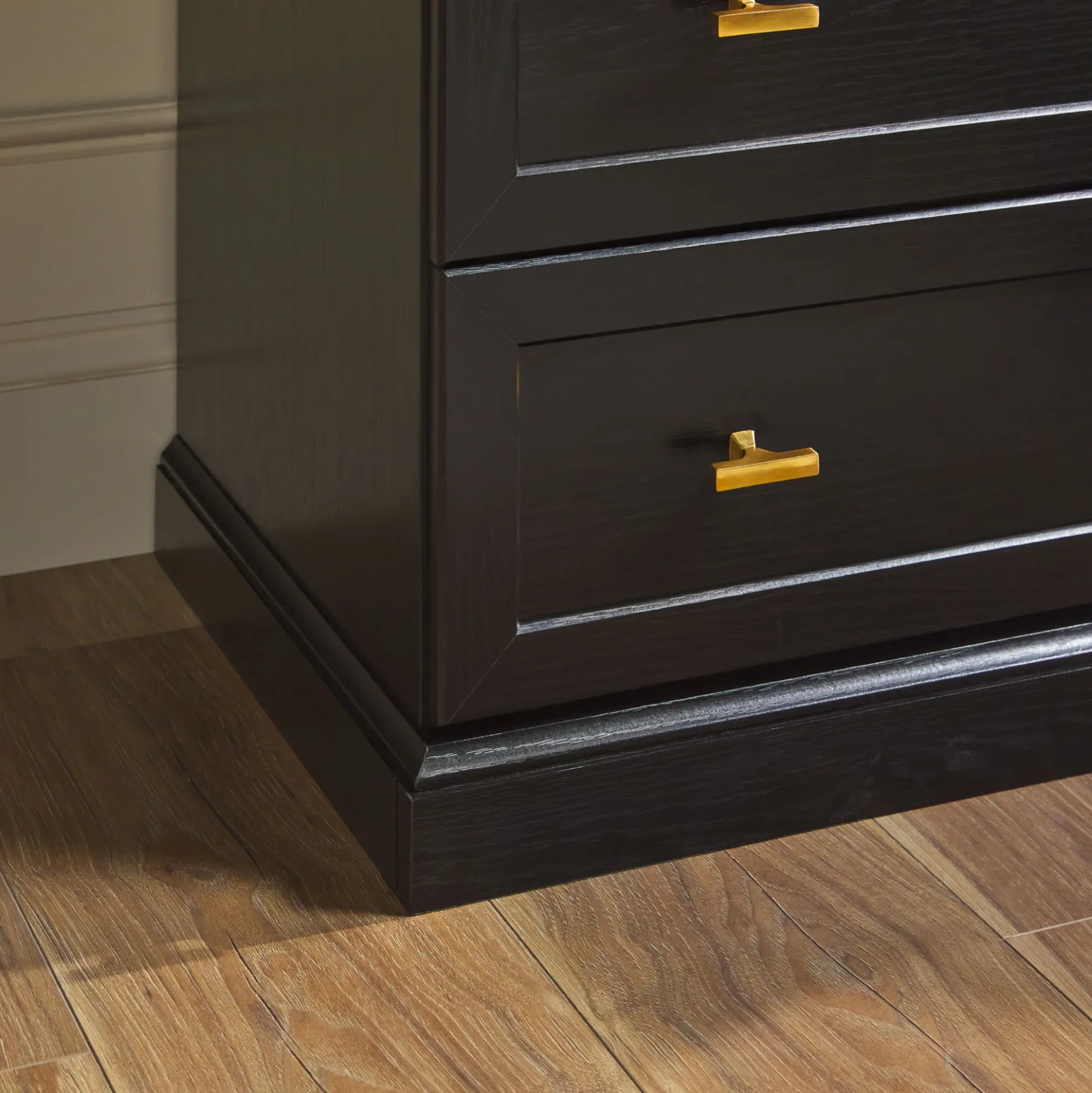 Clyde Modern Farmhouse Easy Assembly 2-Drawer Nightstand Side Table