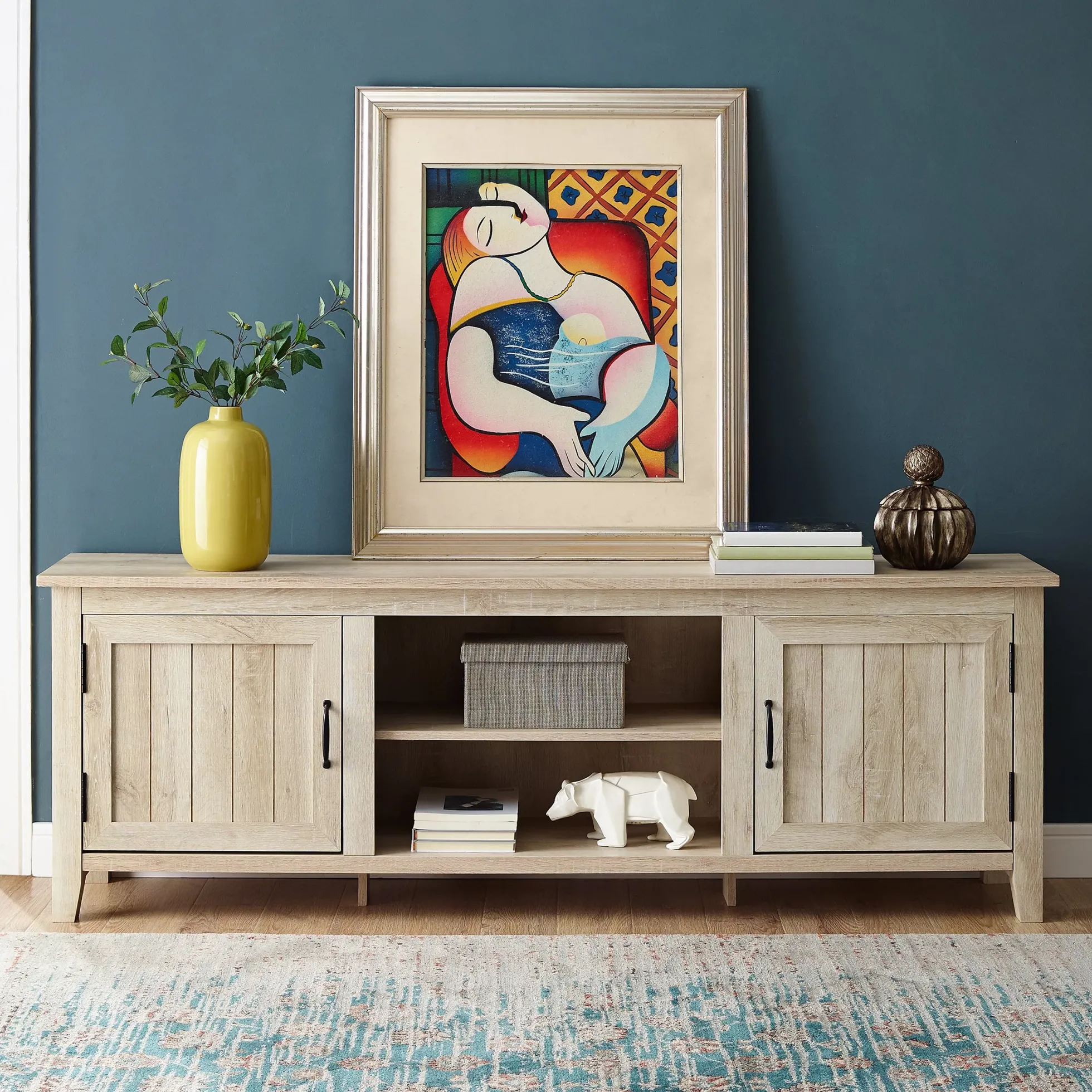 Simple Groove Door Console