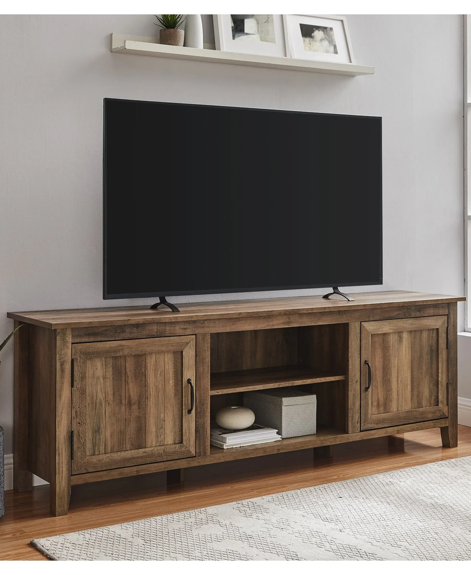 Simple Groove Door Console