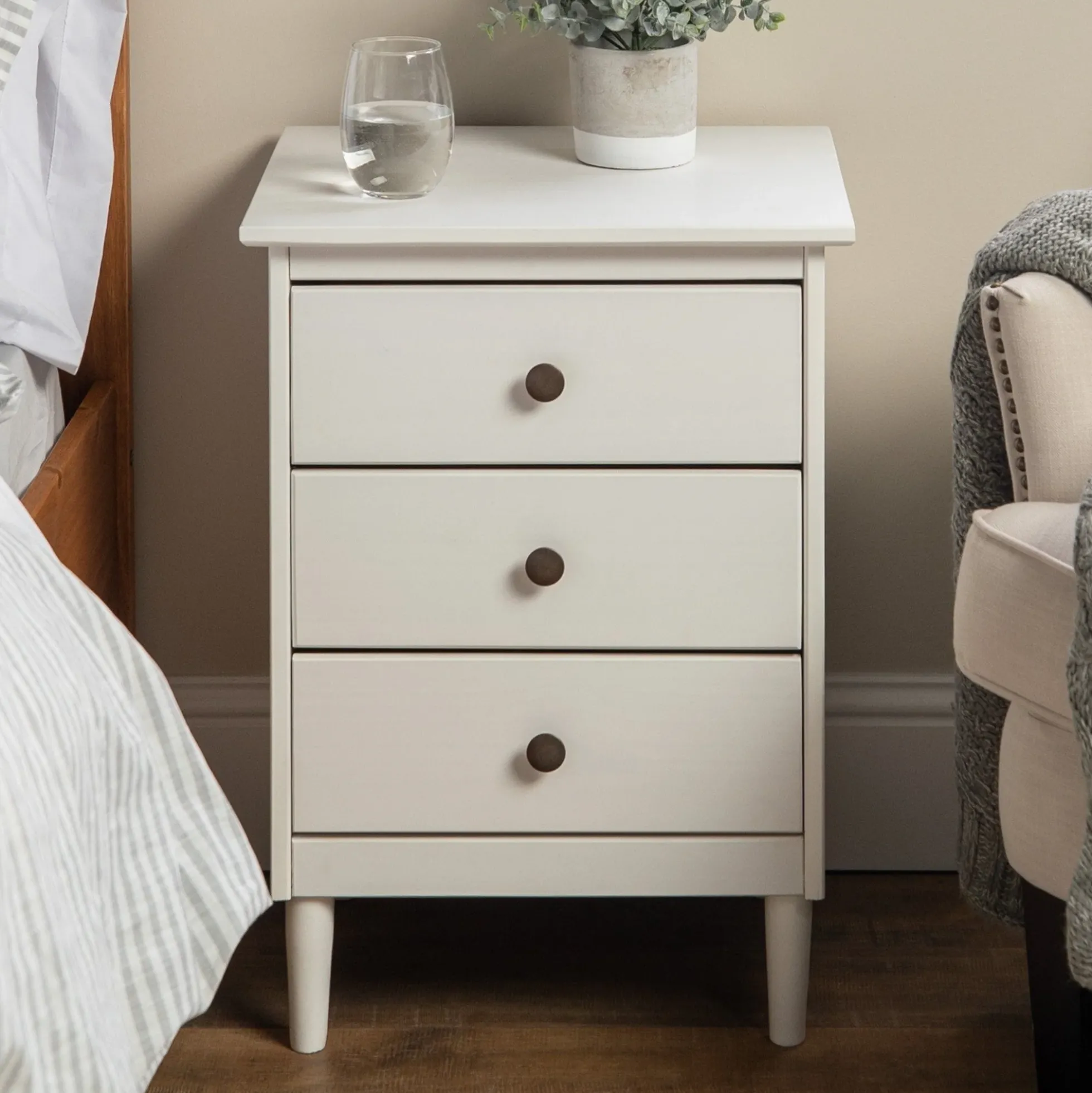 Spencer Solid Transitional Wood Nightstand
