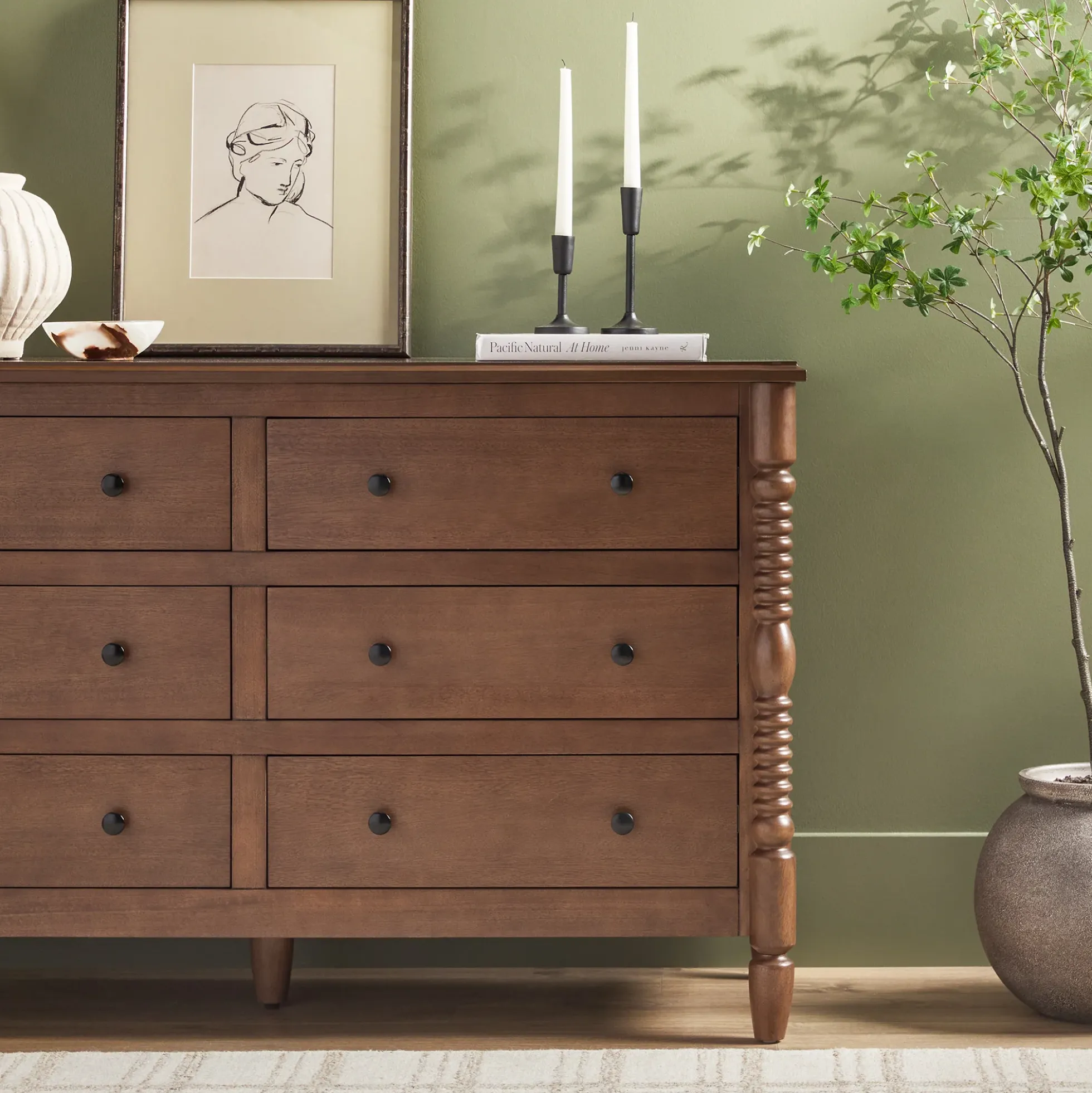 Traditional Vivienne 6-Drawer Easy Assembly Solid Wood Dresser