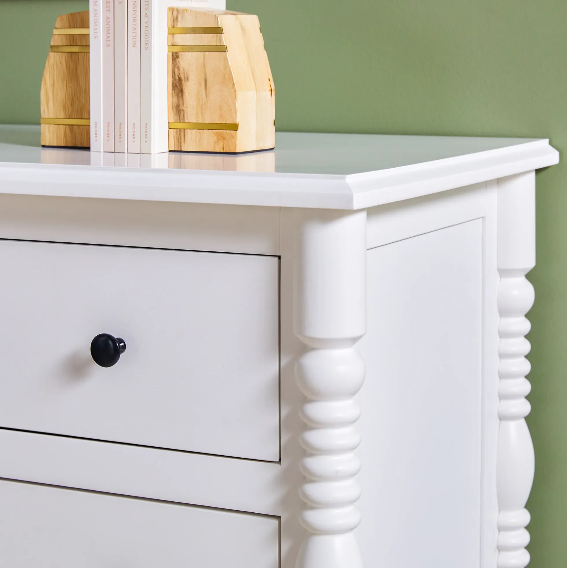 Traditional Vivienne 6-Drawer Easy Assembly Solid Wood Dresser