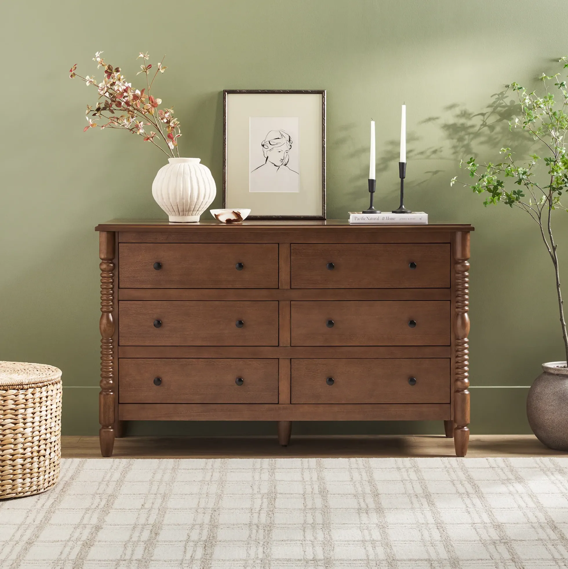 Traditional Vivienne 6-Drawer Easy Assembly Solid Wood Dresser