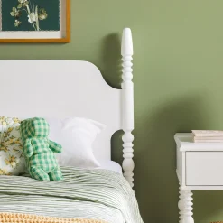 Traditional Vivienne Easy Assembly Solid Wood Twin Bedframe