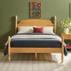 Traditional Vivienne Easy Assembly Solid Wood Bed