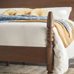 Traditional Vivienne Easy Assembly Solid Wood Bed