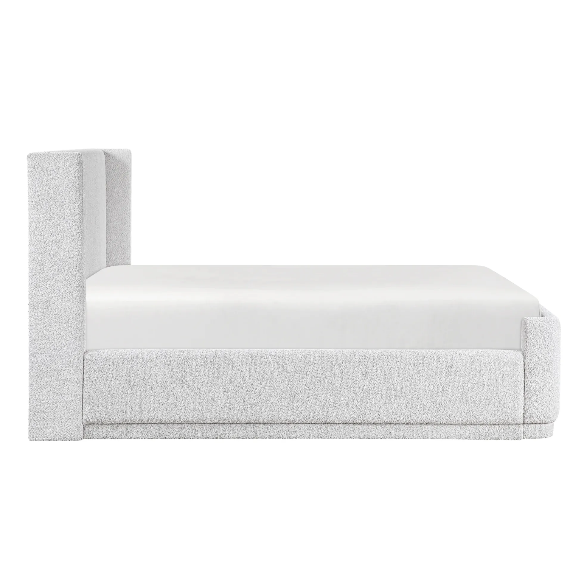 Walker Edison | Elegant Wingback Headboard Queen Platform Bed