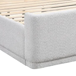 Walker Edison | Elegant Wingback Headboard Queen Platform Bed