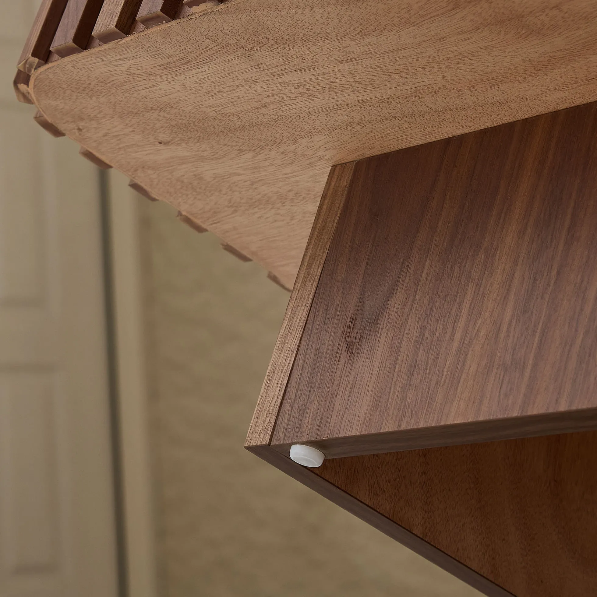 Walker Edison | Fluted Modern Lift Top Coffee Table and Desk